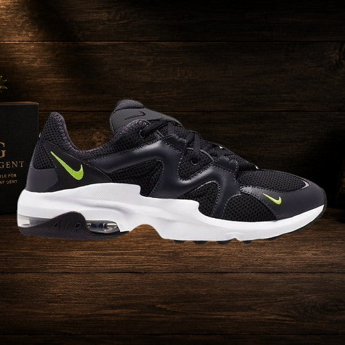 Retroair Black Trainer