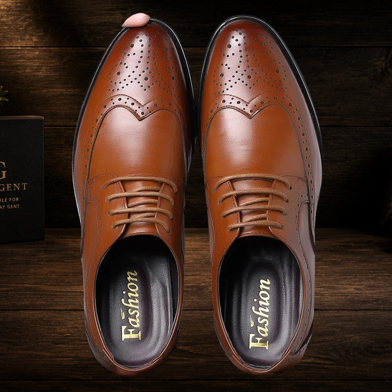 Daily Gent brown calfskin leather brogue Oxford shoes with traditional perforations and lace-up closure.